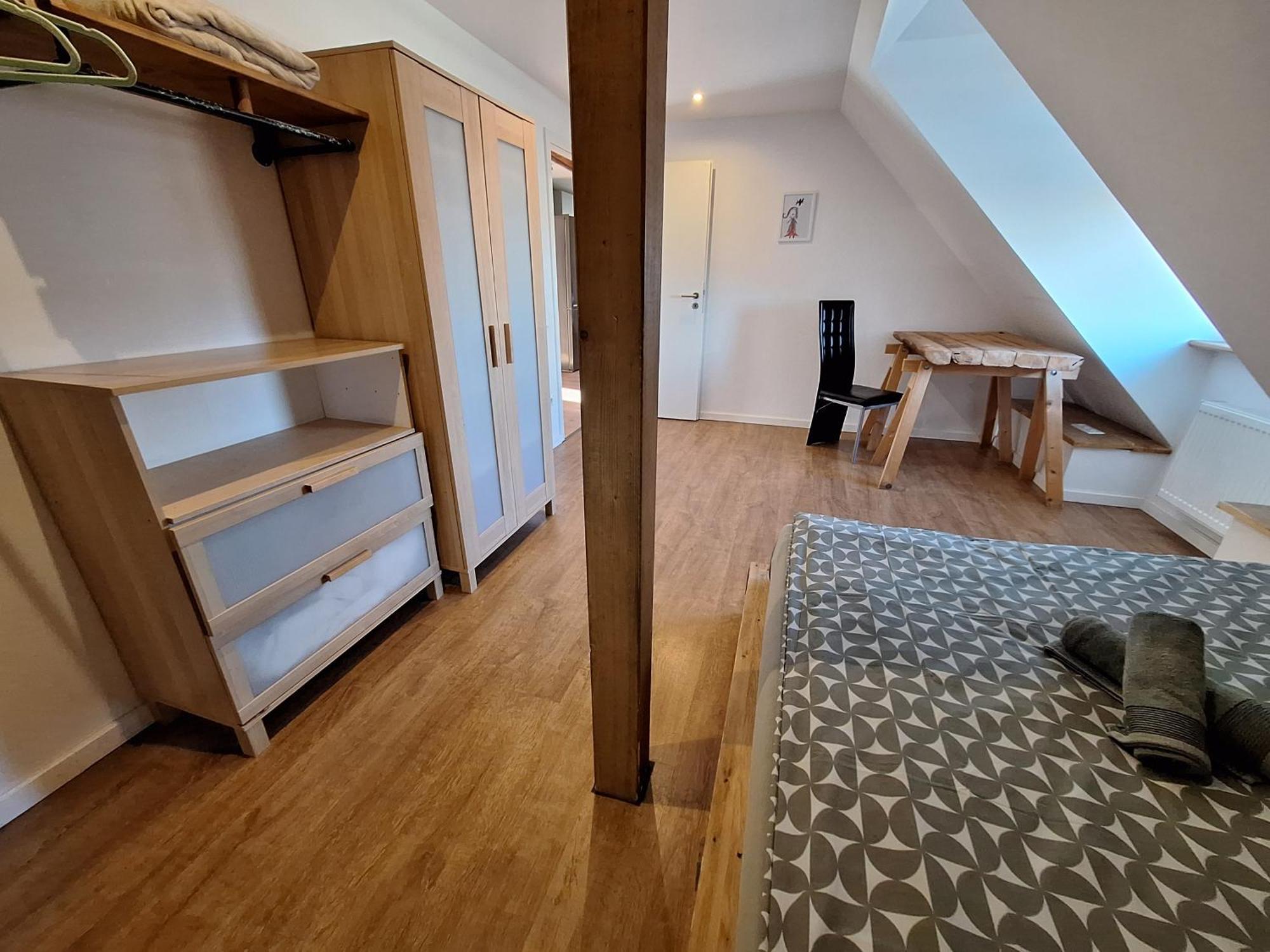 Bielefeld Zentral Komplette Fewo, 4 Schlafbereiche Bis Zu 8 Personen Esterno foto